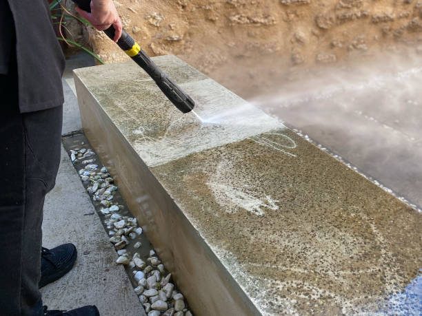 Pressure Washing Estimates in Stallion Springs, CA